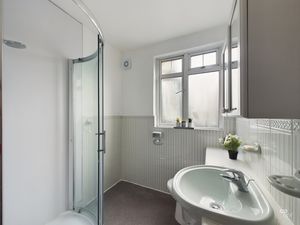 Photo 30- click for photo gallery